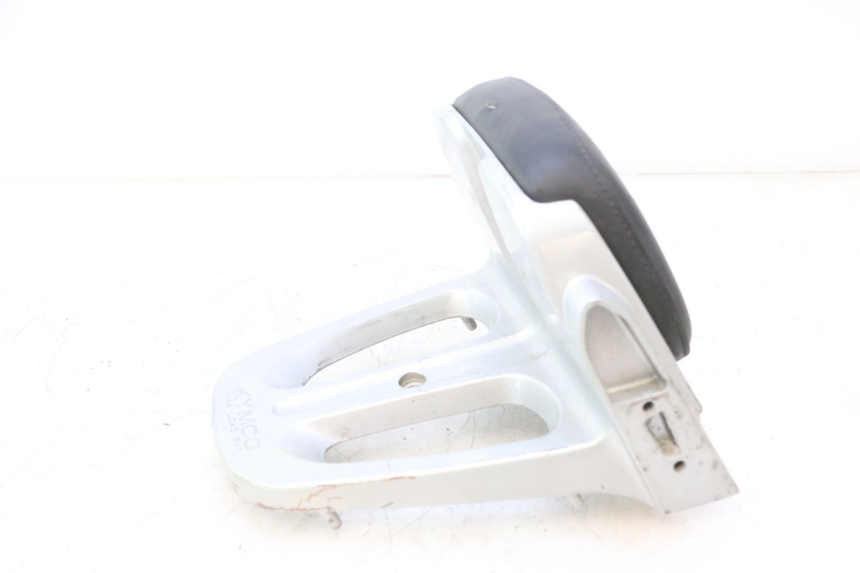 photo de PORTE PAQUET KYMCO GRAND DINK 125 (2008 - 2014) - Points de fixation