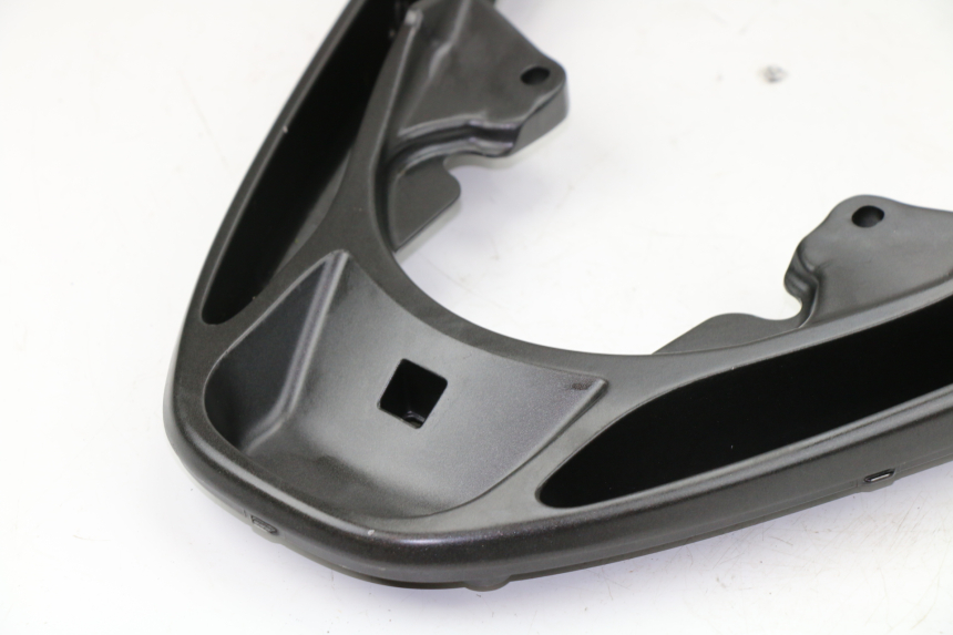 photo de PORTE PAQUET HONDA PCX (JF28) 125 (2009 - 2011)