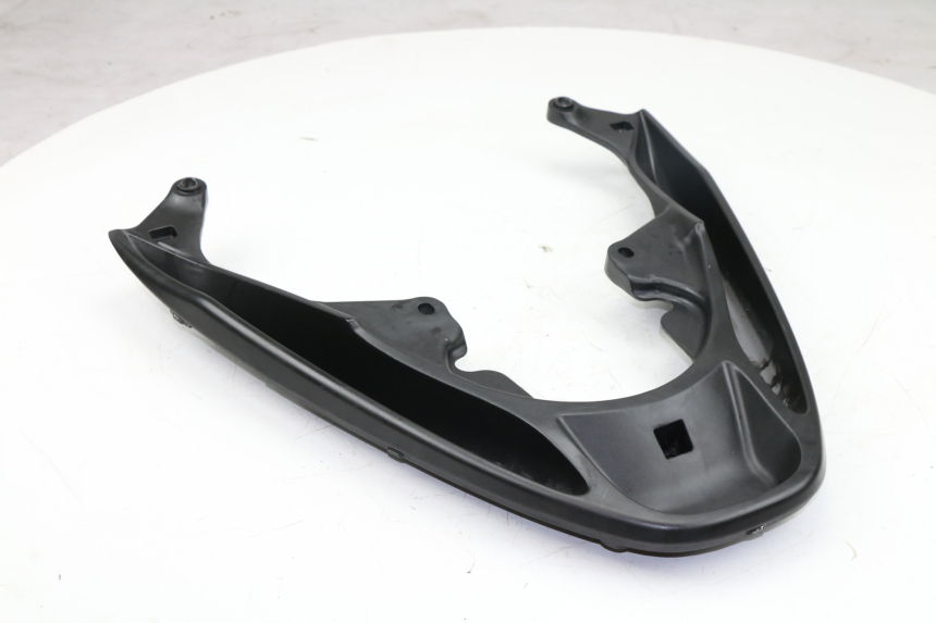 photo de PORTE PAQUET HONDA PCX (JF28) 125 (2009 - 2011)