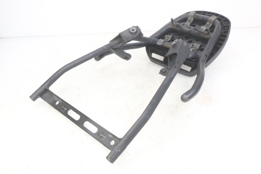 photo de PORTE PAQUET HONDA SCV LEAD 100 (2003 - 2007)