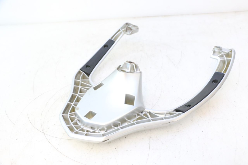 photo de PORTE PAQUET PIAGGIO LIBERTY IGET 4T 50 (2015 - 2020) - Zoom état d’usage