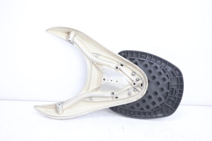 photo de PORTE PAQUET PIAGGIO LIBERTY 125 (1998 - 2008) - Détails caractéristiques