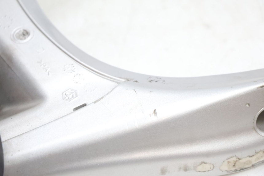 photo de PORTE PAQUET PIAGGIO LIBERTY 125 (1998 - 2008) - Marquages et références