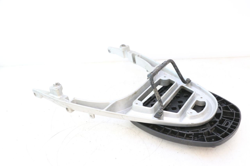 photo de PORTE PAQUET KYMCO LIKE 125 (2009 - 2016) - Autre angle de vue