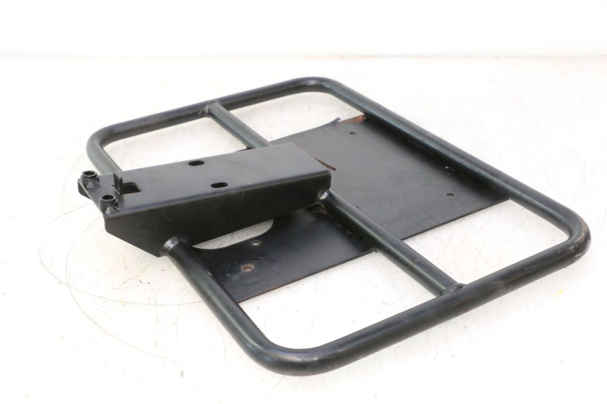 photo de PORTE PAQUET PEUGEOT LUDIX PRO 2T 50 (2010 - 2017) - Points de fixation