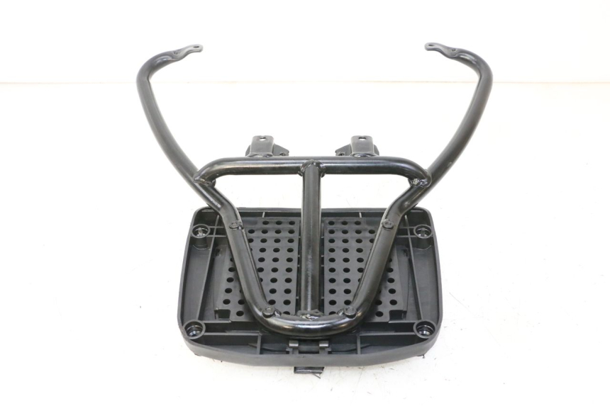 photo de PORTE PAQUET PIAGGIO MP3 HPE 310 (2024 - 2025)