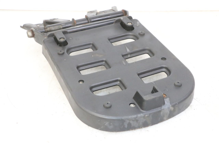 photo de PORTE PAQUET PIAGGIO MP3 LT 300 (2010 - 2016)