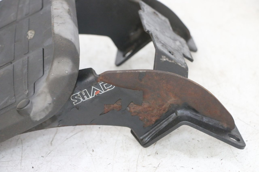 photo de PORTE PAQUET PIAGGIO MP3 LT 400 (2007 - 2012)