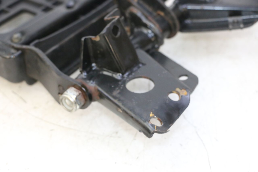 photo de PORTE PAQUET PIAGGIO MP3 RL 250 (2007 - 2010)