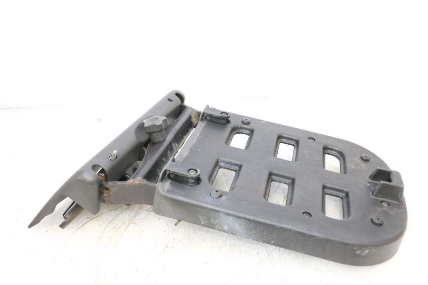 photo de PORTE PAQUET PIAGGIO MP3 125 (2006 - 2014) - État de surface