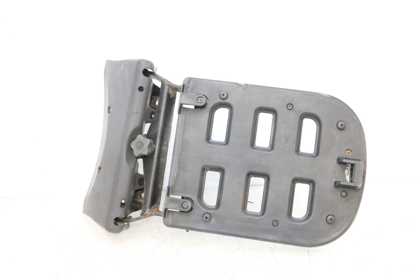 photo de PORTE PAQUET PIAGGIO MP3 125 (2006 - 2014) - Marquages et références