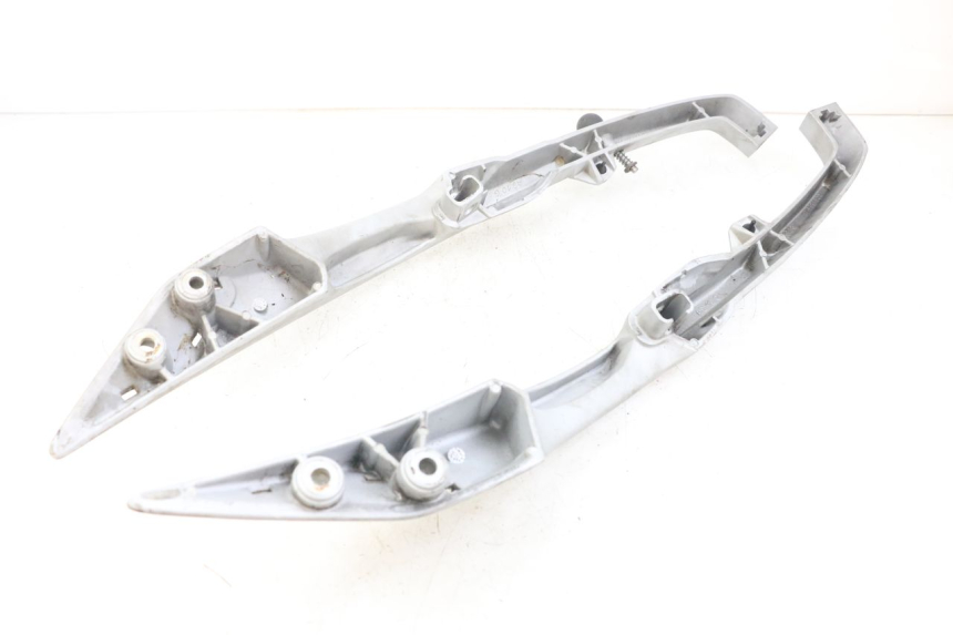 photo de PORTE PAQUET PEUGEOT SATELIS 125 (2006 - 2009)