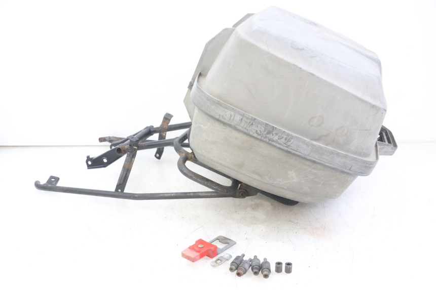photo de PORTE PAQUET PEUGEOT SPEEDFIGHT 100 (1997 - 2007)
