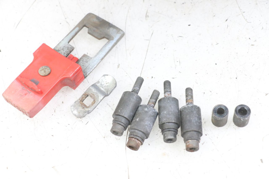 photo de PORTE PAQUET PEUGEOT SPEEDFIGHT 100 (1997 - 2007)
