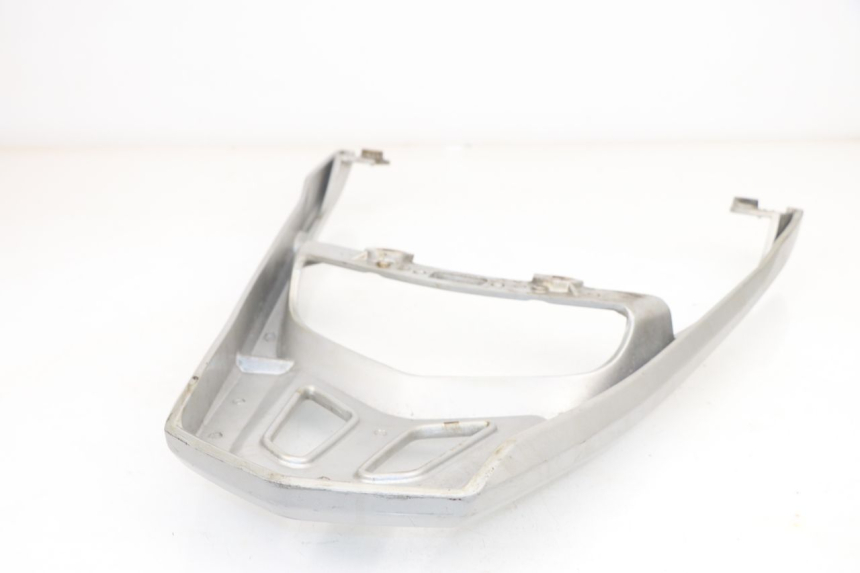 photo de PORTE PAQUET PEUGEOT SUM UP 125 (2008 - 2013)