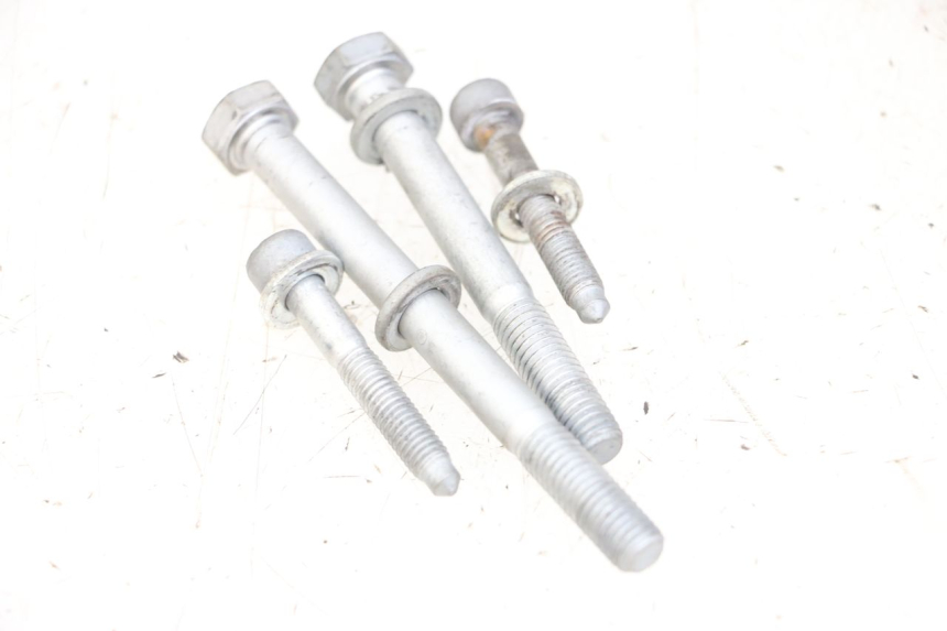 photo de PORTE PAQUET PIAGGIO LIBERTY 4T 50 (2004 - 2008)