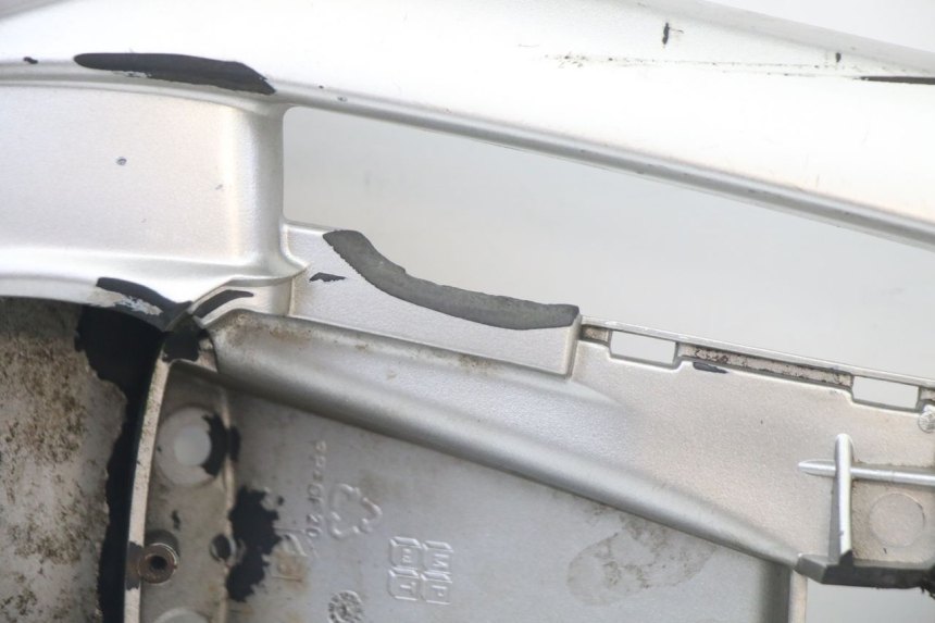 photo de PORTE PAQUET PIAGGIO VESPA GRANTURISMO 125 (2003 - 2007)