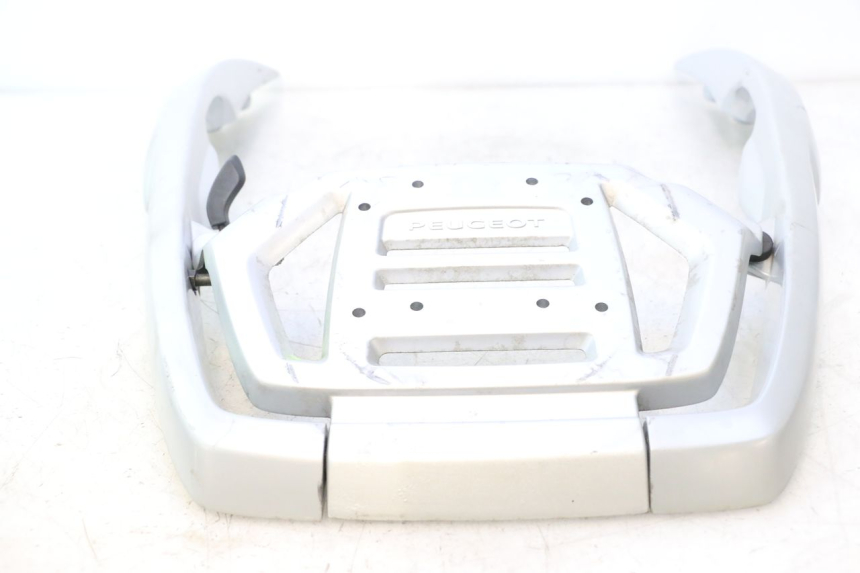 photo de PORTE PAQUET PEUGEOT SATELIS 125 (2013 - 2018) - Focus structure