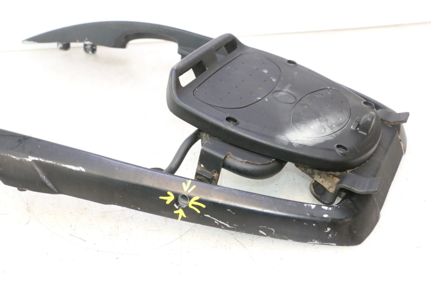 photo de PORTE PAQUET PEUGEOT SATELIS 125 (2006 - 2009) - Zoom composants
