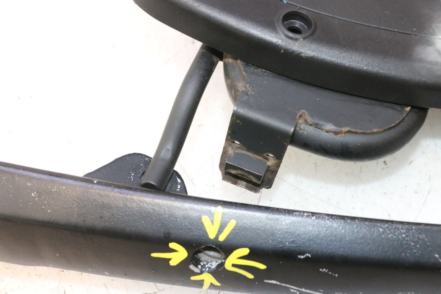 photo de PORTE PAQUET PEUGEOT SATELIS 125 (2006 - 2009) - Vue rapprochée