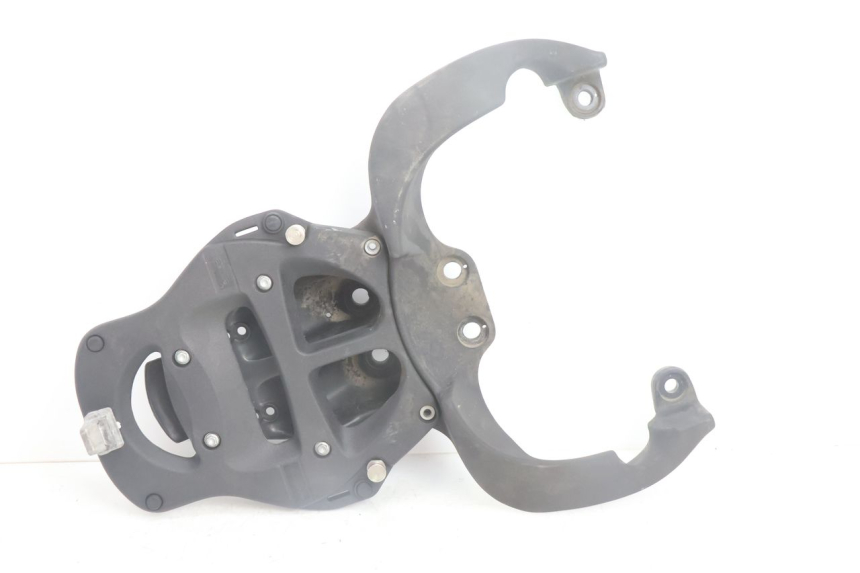 photo de PORTE PAQUET APRILIA SCARABEO GT 125 (1999 - 2007) - Détail de la pièce