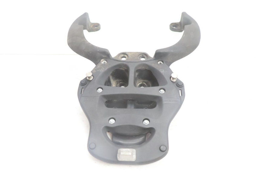 photo de PORTE PAQUET APRILIA SCARABEO GT 125 (1999 - 2007) - Zoom état d’usage