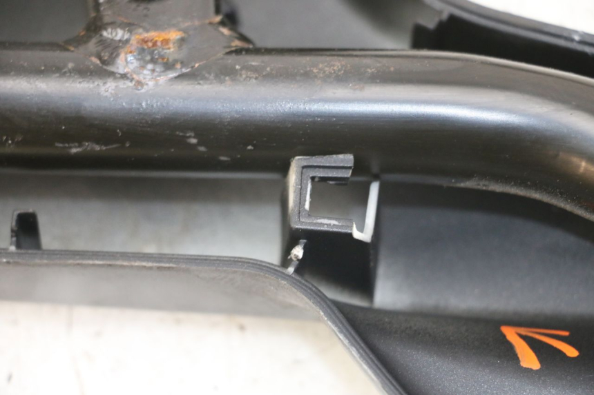 photo de PORTE PAQUET PIAGGIO X10 125 (2012 - 2017) - Photo complémentaire