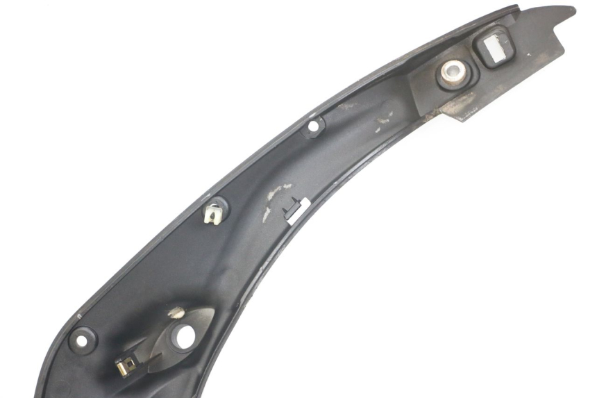 photo de PORTE PAQUET PIAGGIO X10 125 (2012 - 2017) - Marquages et références