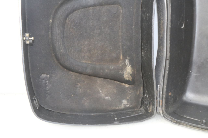 photo de PORTE PAQUET PIAGGIO X9 EVOLUTION 125 (2003 - 2007)