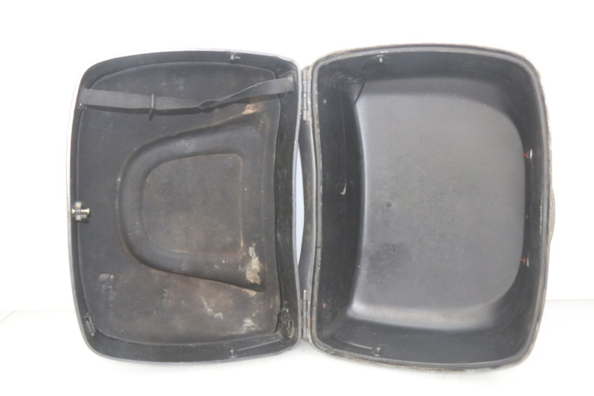 photo de PORTE PAQUET PIAGGIO X9 EVOLUTION 125 (2003 - 2007)