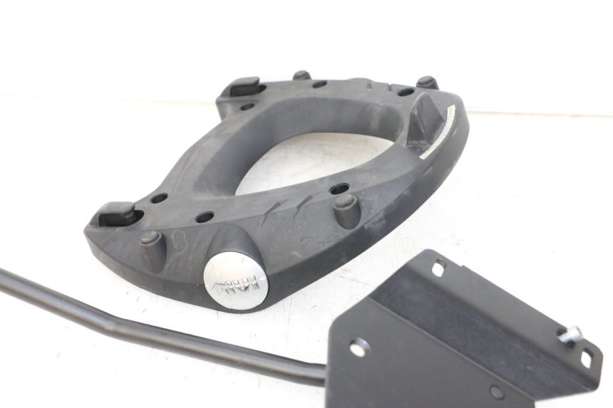 photo de PORTE PAQUET KYMCO XCITING 500 (2007 - 2010)