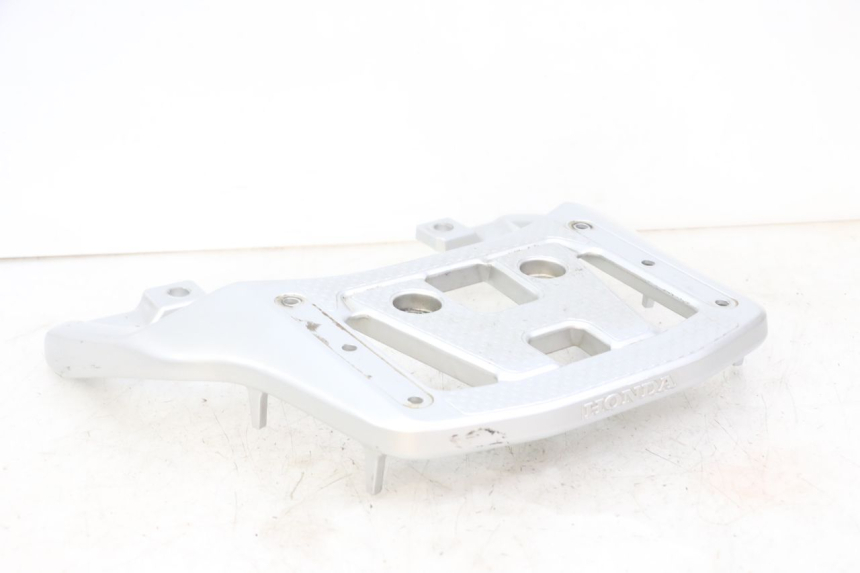 photo de PORTE PAQUET HONDA XLV VARADERO 125 (2000 - 2006)
