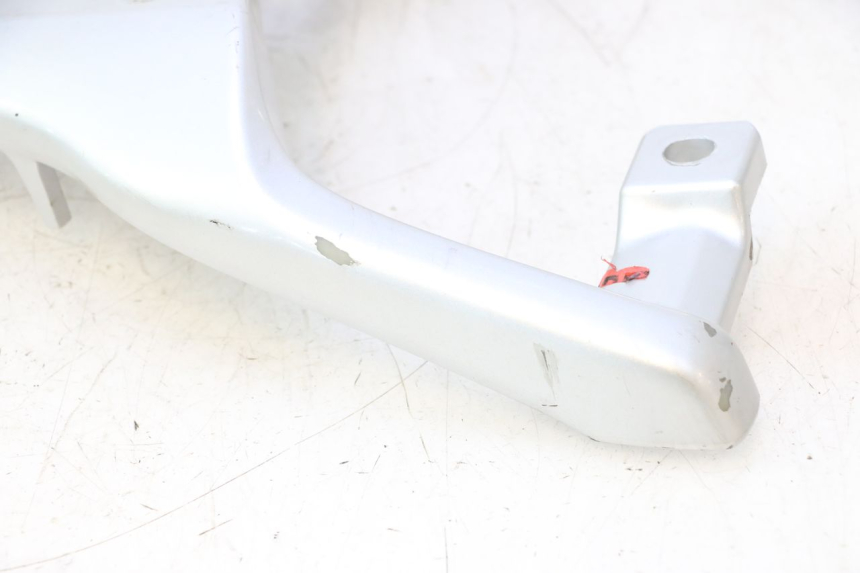 photo de PORTE PAQUET HONDA XLV VARADERO 125 (2007 - 2012) - Gros plan technique