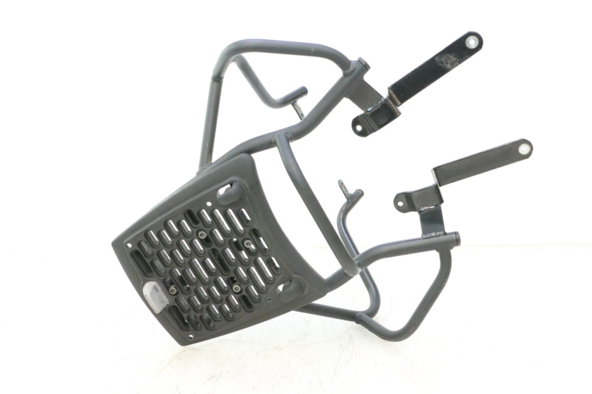 photo de PORTE PAQUET YAMAHA YP MAJESTY 125 (1998 - 2001) - Autre angle de vue