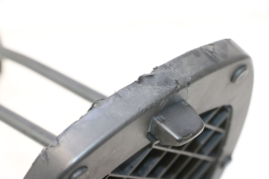 photo de PORTE PAQUET YAMAHA YP MAJESTY 125 (1998 - 2001) - Vue d’ensemble