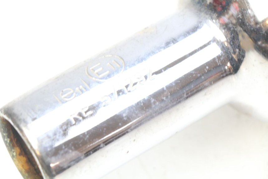 photo de POT ECHAPPEMENT ROYAL ENFIELD BULLET CLASSIC 500 (2017 - 2020) - Vue rapprochée