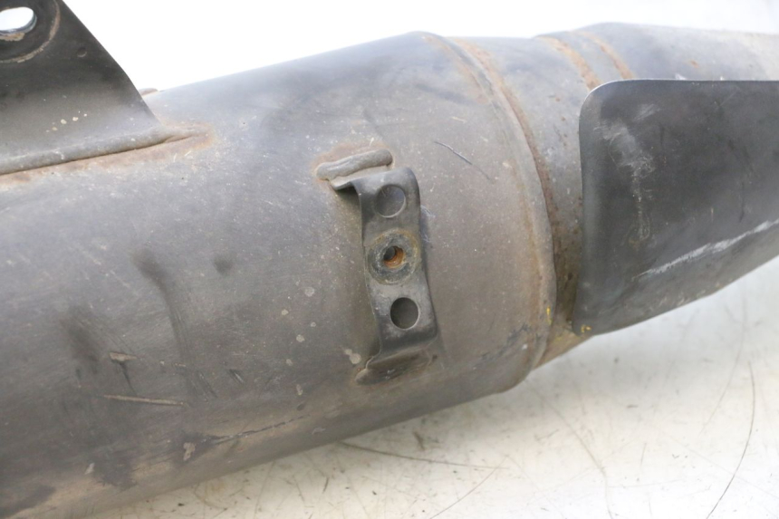 photo de POT ECHAPPEMENT SUZUKI BURGMAN EXECUTIVE ABS 650 (2006 - 2012) - Points de fixation
