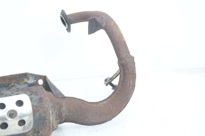 photo de POT ECHAPPEMENT PEUGEOT BUXY 50 (1993 - 1998) - Vue d’ensemble