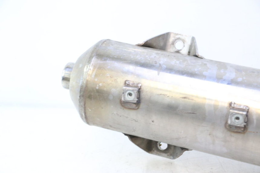 photo de POT ECHAPPEMENT PEUGEOT CITYSTAR 125 (2011 - 2017) - Gros plan technique