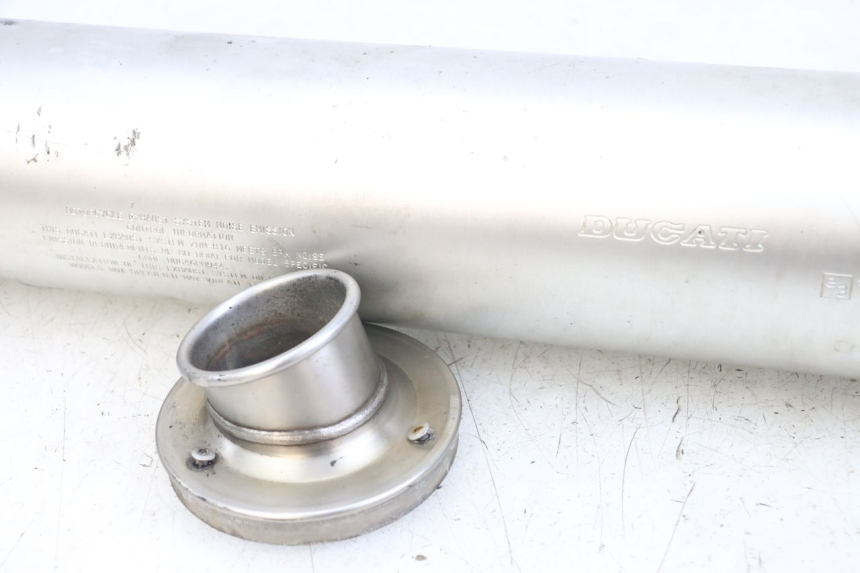 photo de POT ECHAPPEMENT DROIT DUCATI ST2 944 (1997 - 2003)