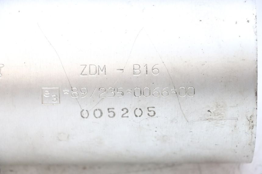 photo de POT ECHAPPEMENT DROIT DUCATI ST2 944 (1997 - 2003)