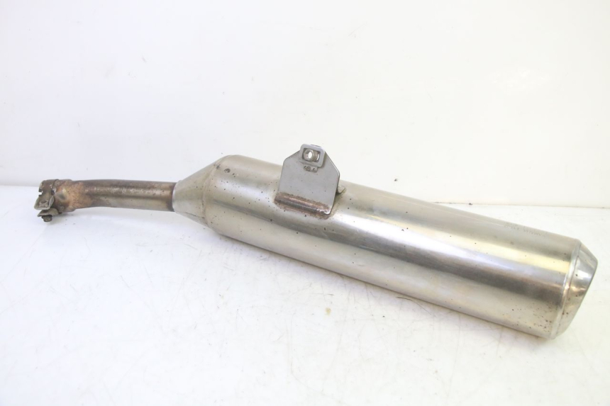 photo de POT ECHAPPEMENT DROIT YAMAHA FJR ABS 1300 (2006 - 2012) - Gros plan technique