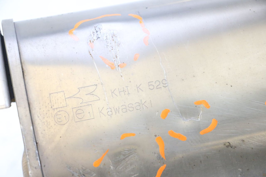 photo de POT ECHAPPEMENT KAWASAKI ER-6 ER6 N 650 (2005 - 2009) - Autre angle de vue