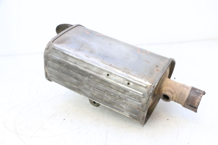 photo de POT ECHAPPEMENT KAWASAKI ER-6 ER6 N 650 (2005 - 2009) - Gros plan technique