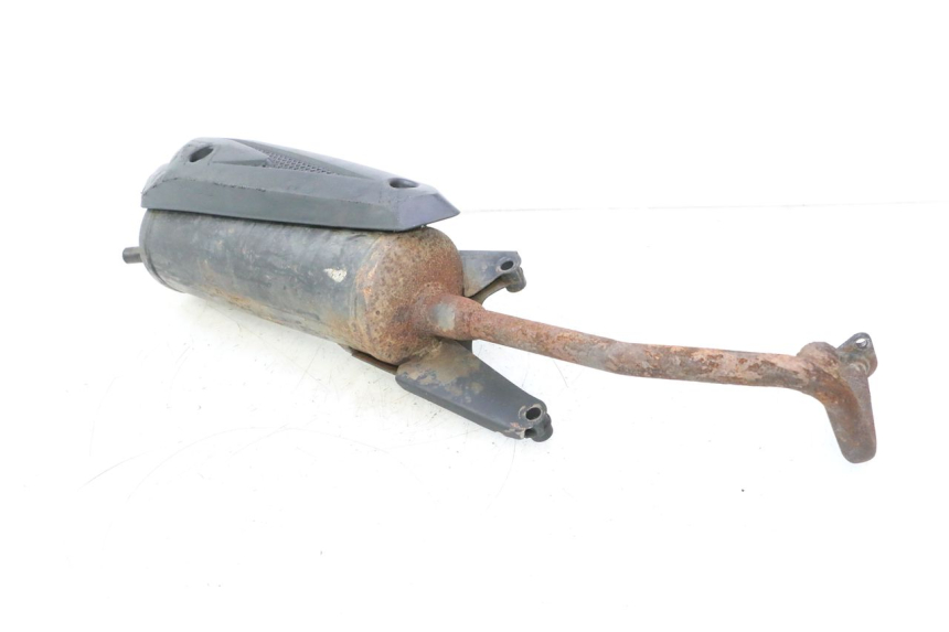photo de POT ECHAPPEMENT JM MOTORS EVOLIS 4T 50 (2018 - 2022) - Points de fixation