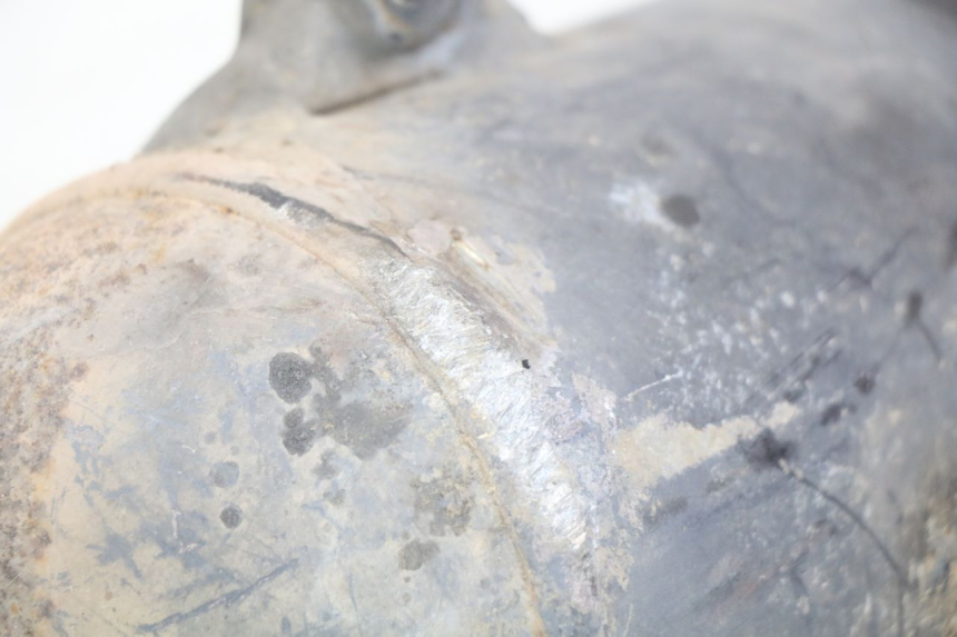 photo de POT ECHAPPEMENT HONDA FES PANTHEON 125 (2003 - 2007) - Gros plan technique