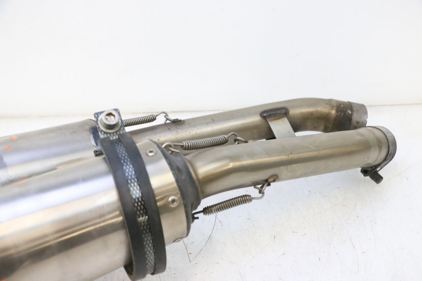 photo de POT ECHAPPEMENT YAMAHA FJR 1300 (2001 - 2005) - Zoom état d’usage