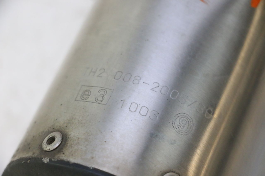 photo de POT ECHAPPEMENT YAMAHA FJR 1300 (2001 - 2005) - Pièce contrôlée