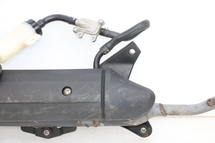 photo de POT ECHAPPEMENT MBK FLAME X 125 (2007 - 2016) - Angle alternatif