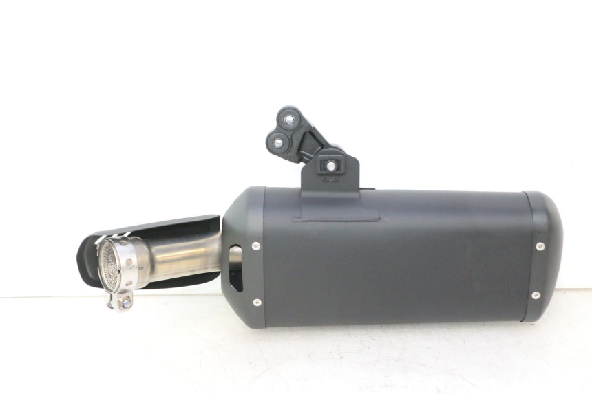 photo de POT ECHAPPEMENT YAMAHA FZ8 800 (2010 - 2016) - Points de fixation